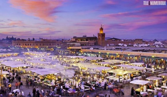 Covid-19: les marocains scotchés à leur télé